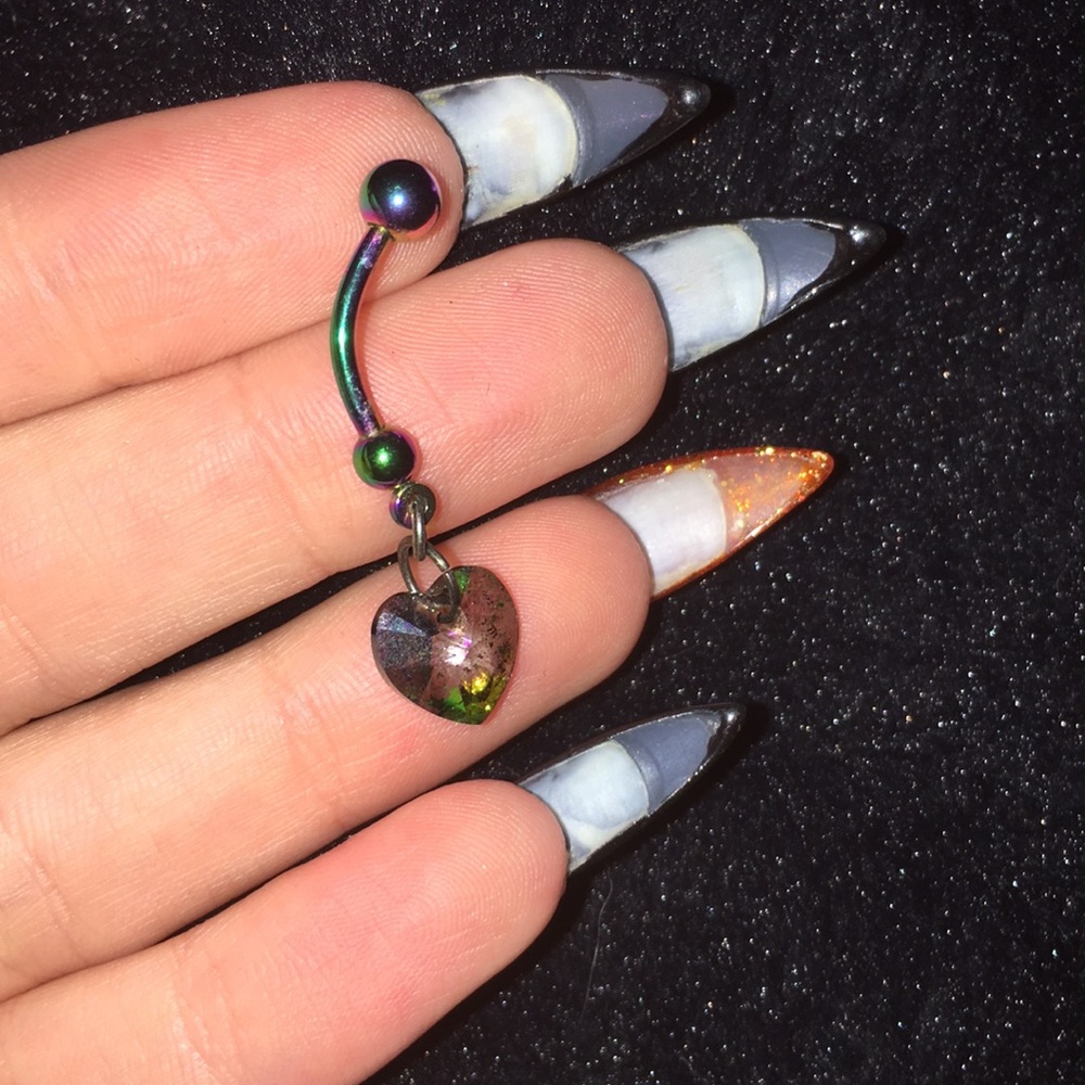 Belly button ring